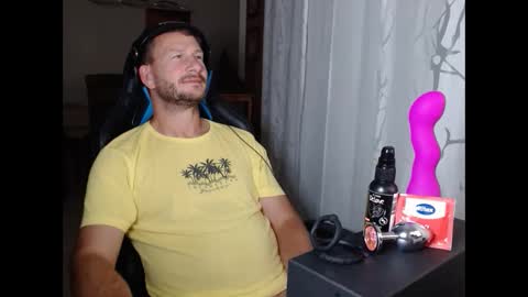 Snapshot of xxmettexx chatting on October 2025 07:45:02 PM xxmettexx online show from October 2025 07:45:02 PM