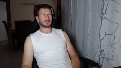 Snapshot of xxmettexx chatting on October 2025 12:31:01 PM xxmettexx online show from October 2025 12:31:01 PM