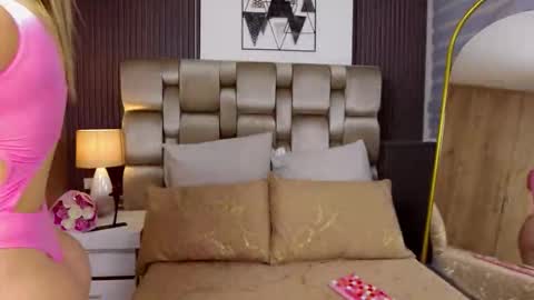 Milena online show from February 2026 12:24:02 PM