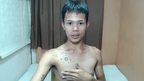 xxronnie online show from April 2026 05:36:01 PM