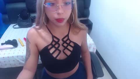 Sasha Blonde online show from February 2026 02:18:01 PM