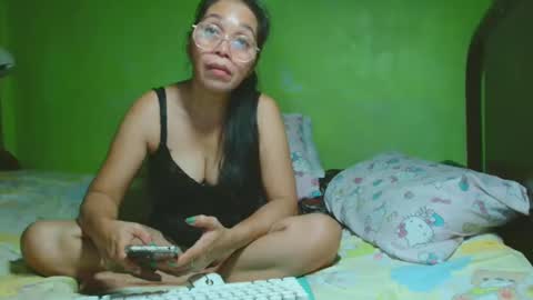 Snapshot of xxsexypinayxx chatting on February 2025 07:48:02 PM xxsexypinayxx online show from February 2025 07:48:02 PM