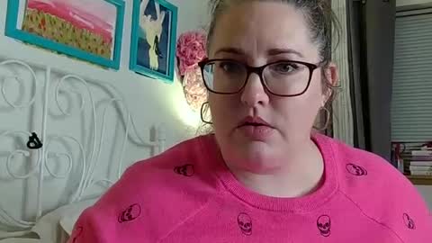 Snapshot of xxstrawberryjanexx chatting on January 2025 03:04:02 AM Strawberry Jane online show from January 2025 03:04:02 AM