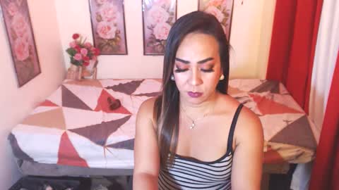 Snapshot of xxwildkingcobratsxx chatting on January 2025 05:02:02 AM dolly online show from January 2025 05:02:02 AM