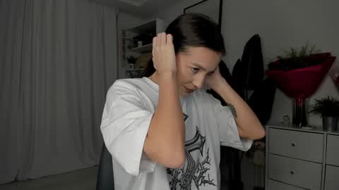 xxx_leila online show from December 2024 06:26:01 AM