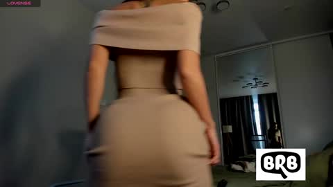 xxx_leila online show from October 2025 10:05:02 AM