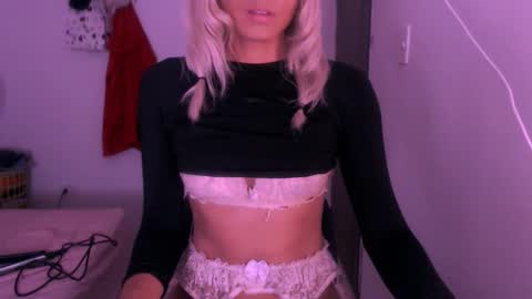 Snapshot of xxxanonymousloverxxx chatting on February 2026 08:51:02 PM Chiara online show from February 2026 08:51:02 PM