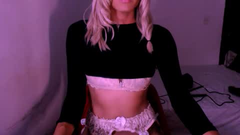 Snapshot of xxxanonymousloverxxx chatting on February 2026 06:11:02 AM Chiara online show from February 2026 06:11:02 AM