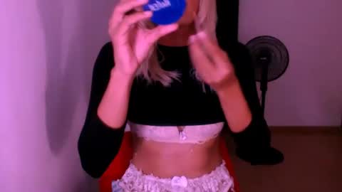 Snapshot of xxxanonymousloverxxx chatting on April 2026 01:47:02 AM Chiara online show from April 2026 01:47:02 AM