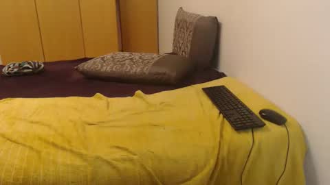 Ayanda online show from September 2025 06:00:01 PM