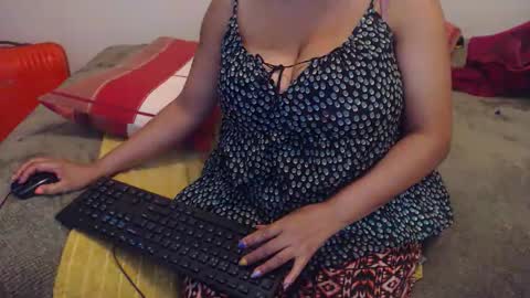 Ayanda online show from April 2026 04:41:01 PM