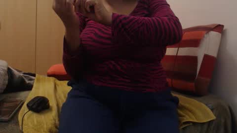 Snapshot of xxxbustybabe27x chatting on April 2026 11:14:01 AM Ayanda online show from April 2026 11:14:01 AM