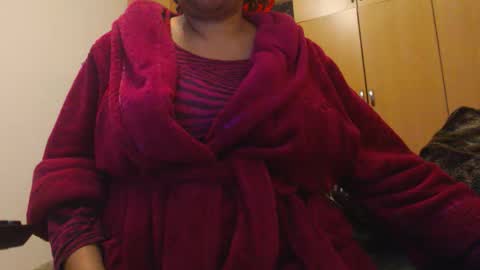 Snapshot of xxxbustybabe27x chatting on April 2026 09:08:01 PM Ayanda online show from April 2026 09:08:01 PM