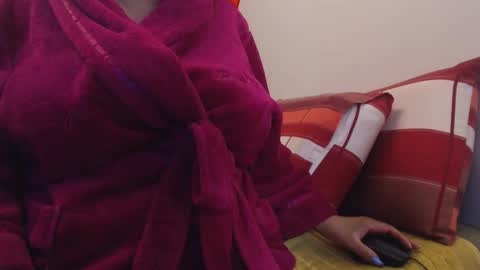 Snapshot of xxxbustybabe27x chatting on May 2026 06:02:02 PM Ayanda online show from May 2026 06:02:02 PM