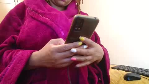 Snapshot of xxxbustybabe27x chatting on May 2026 06:24:02 PM Ayanda online show from May 2026 06:24:02 PM