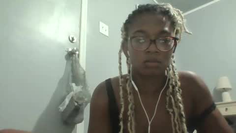 Snapshot of xxxdanidoomsdayxxx chatting on January 2026 04:27:01 AM Danielle online show from January 2026 04:27:01 AM