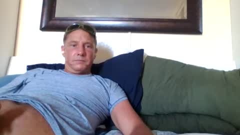Snapshot of xxxelentdick chatting on July 2026 03:53:02 AM deeeeznutz online show from July 2026 03:53:02 AM