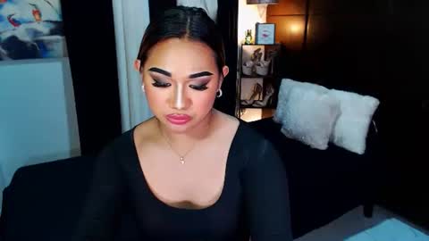 OLIVIA online show from December 2024 09:37:01 PM