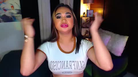 OLIVIA online show from December 2024 07:27:02 PM