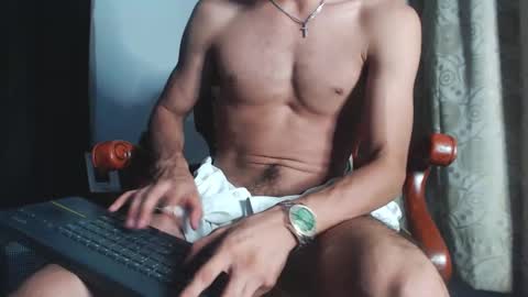 Snapshot of xxxhome_alonexxx chatting on January 2025 02:11:02 AM Kev online show from January 2025 02:11:02 AM