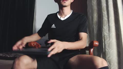 Snapshot of xxxhome_alonexxx chatting on February 2025 11:09:02 PM Kev online show from February 2025 11:09:02 PM