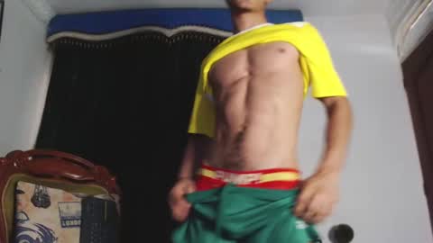 Snapshot of xxxhome_alonexxx chatting on February 2025 08:03:02 PM Kev online show from February 2025 08:03:02 PM