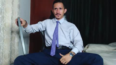 Snapshot of xxxhome_alonexxx chatting on September 2025 07:48:01 PM Kev online show from September 2025 07:48:01 PM