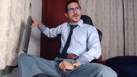 Snapshot of xxxhome_alonexxx chatting on September 2025 07:41:01 PM Kev online show from September 2025 07:41:01 PM