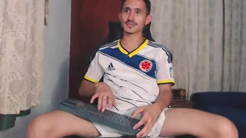 Snapshot of xxxhome_alonexxx chatting on October 2025 08:22:01 PM Kev online show from October 2025 08:22:01 PM