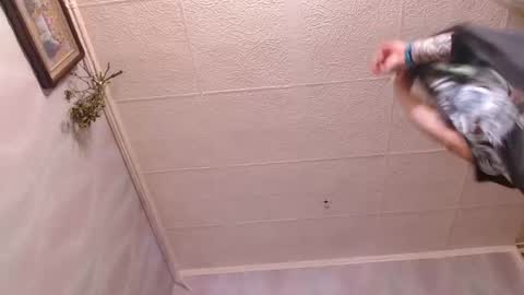 isa and gonzo online show from December 2024 10:03:02 AM