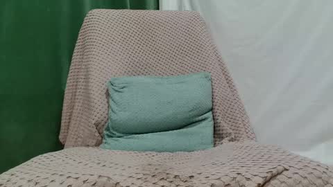 Lola online show from May 2026 05:06:01 PM