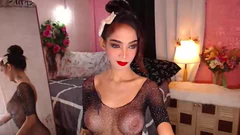 xxxqueenoftransxxx online show from February 2026 11:30:02 PM