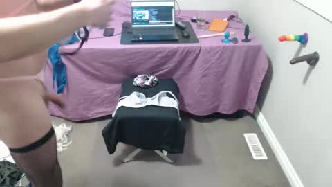 xxxxbrad online show from February 2026 10:27:01 PM