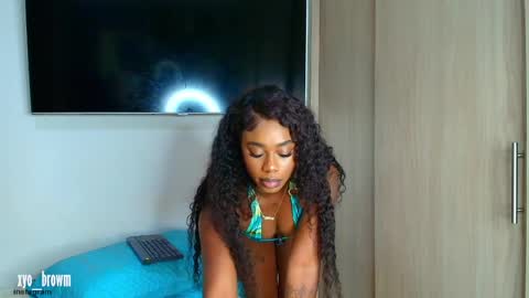 Jessi  online show from June 2026 06:52:02 AM