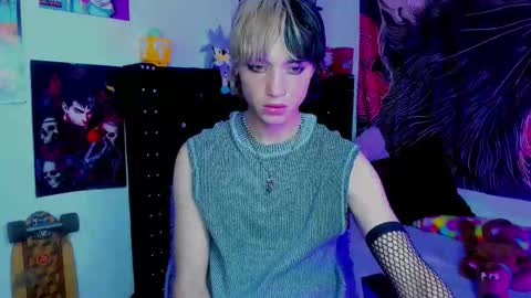 xzerox_ online show from December 2025 07:31:02 PM