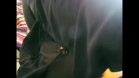 XZitoX online show from March 2026 02:31:02 PM