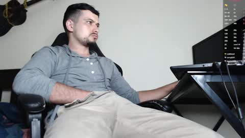 Snapshot of yacklol chatting on January 2025 02:30:02 AM jack thopmson online show from January 2025 02:30:02 AM