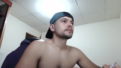 Snapshot of yacklol chatting on January 2025 04:58:02 AM jack thopmson online show from January 2025 04:58:02 AM