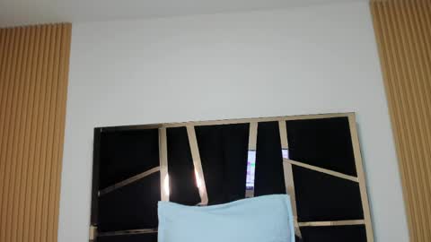 Yahaira online show from April 2026 01:52:01 PM