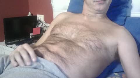 Snapshot of yahe2010 chatting on February 2025 12:54:01 AM grillino online show from February 2025 12:54:01 AM