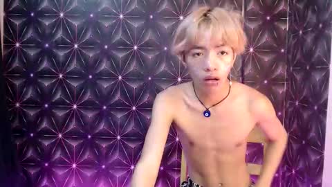 yami_sukehiroxxx online show from October 2025 07:55:01 PM
