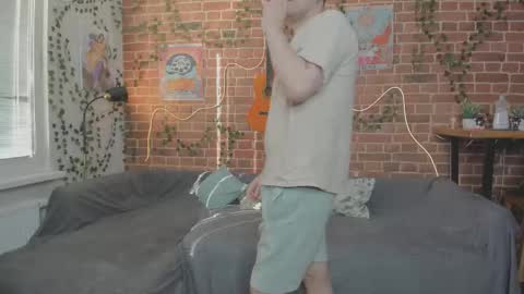 Mia and Andry  online show from October 2025 12:33:01 PM