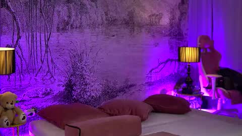 Snapshot of yamirakem chatting on September 2025 06:02:02 PM Yamira online show from September 2025 06:02:02 PM