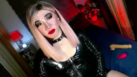 REYAN online show from October 2025 08:59:01 AM