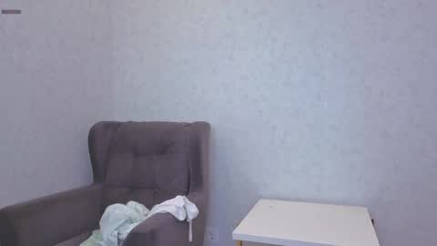 Snapshot of yana_squrel_22 chatting on September 2025 12:35:01 AM Yana online show from September 2025 12:35:01 AM