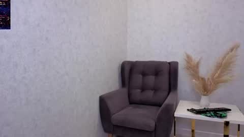 Snapshot of yana_squrel_22 chatting on November 2025 10:26:02 PM Yana online show from November 2025 10:26:02 PM