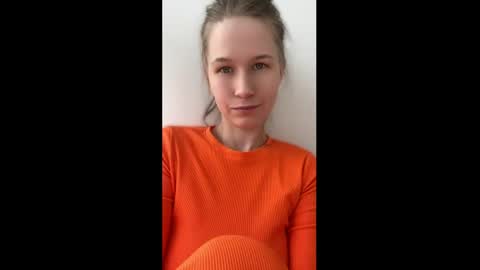 Yana  online show from June 2026 09:41:02 AM