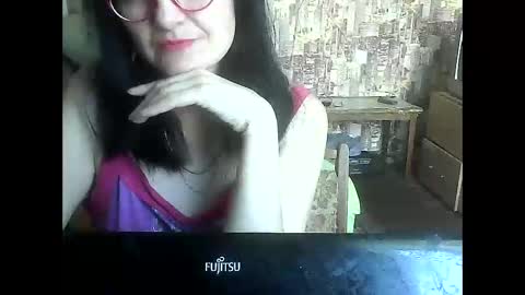 Snapshot of yanafiesta chatting on September 2025 10:04:02 AM yanafiesta online show from September 2025 10:04:02 AM