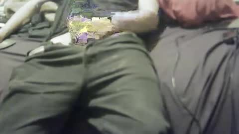 yangolox3 online show from April 2026 08:42:02 PM