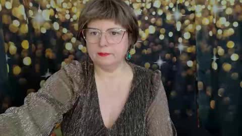 Anika online show from October 2025 10:49:02 AM